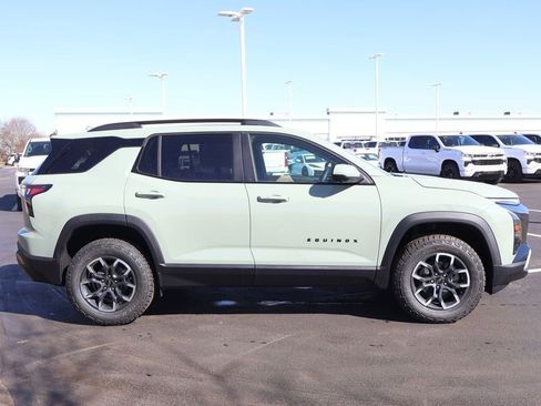 New 2026 Chevrolet Equinox ACTIV w/ Convenience Package III image 9