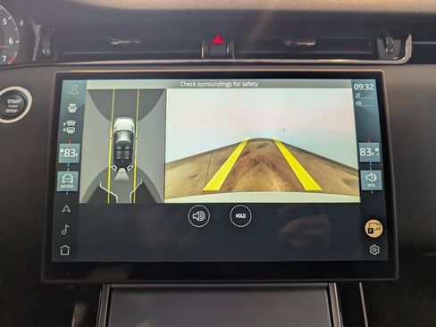 Used 2025 Land Rover Range Rover Evoque S image 21