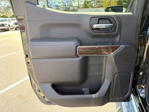 Used 2019 Chevrolet Silverado 1500 LT Trail Boss image 21