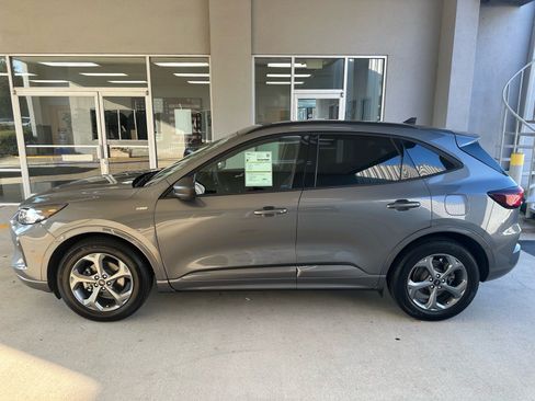 Certified 2024 Ford Escape ST-Line w/ Tech Pack #1 FWD image 4