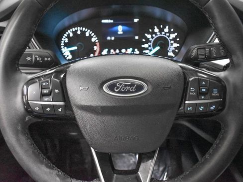 Used 2022 Ford Escape SE w/ SE Sport Appearance Package image 12