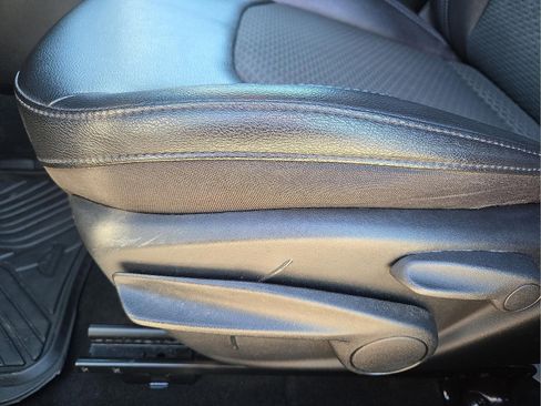 Used 2022 Jeep Compass Latitude image 14