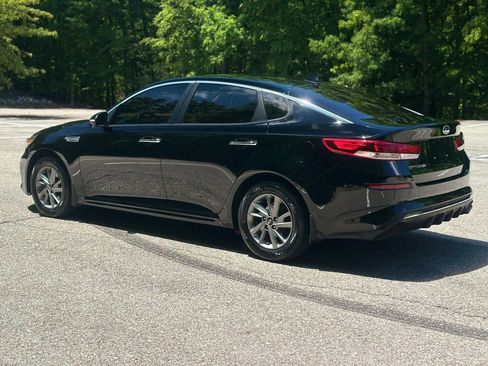 Used 2019 Kia Optima LX FWD image 5