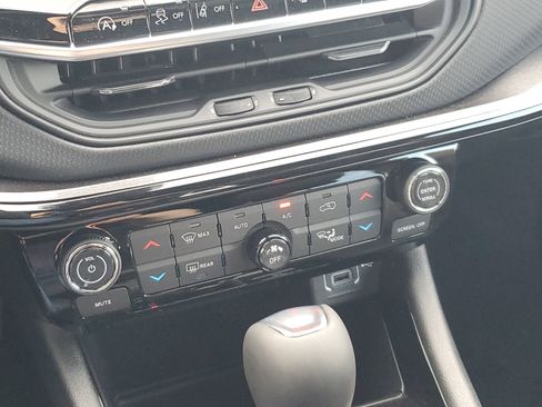 New 2026 Jeep Compass Limited image 17