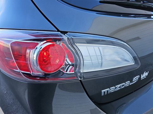 Used 2012 MAZDA MAZDA3 i Touring image 31