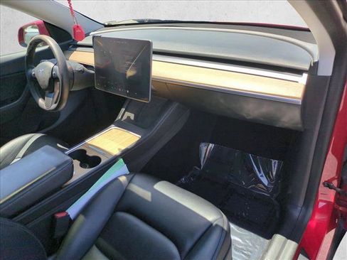 Used 2022 Tesla Model Y Performance AWD/4WD image 24