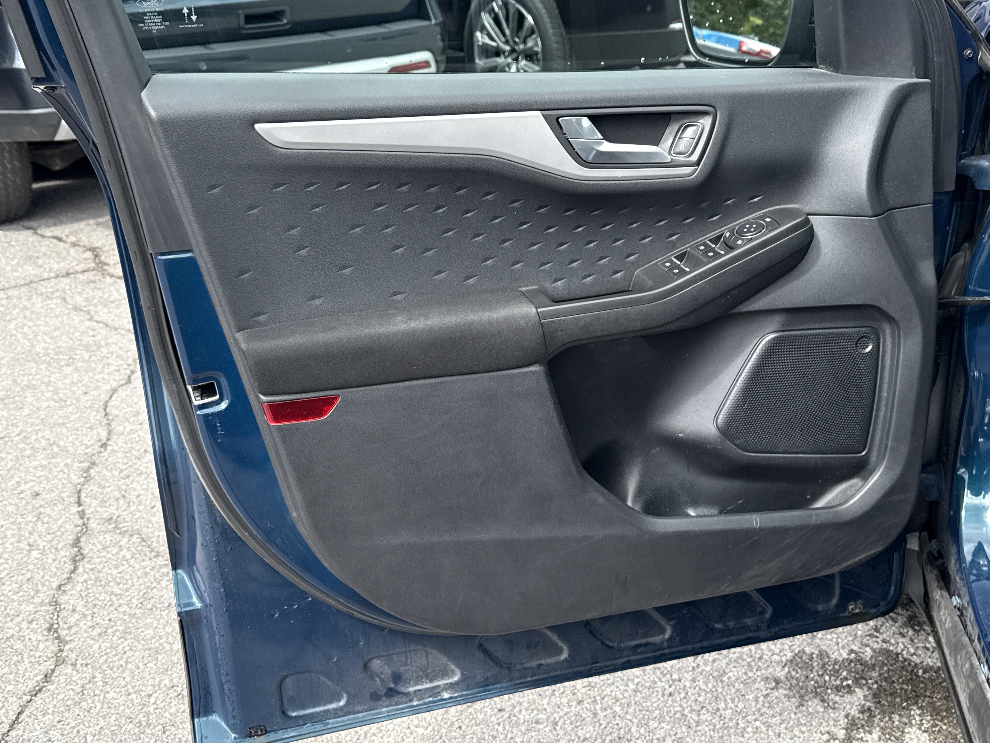 Used 2019 Ford Ranger XL w/ Equipment Group 101A Mid AWD/4WD image 14