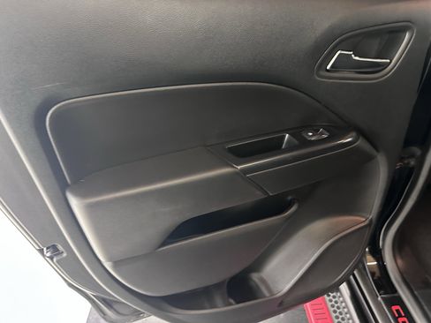 Used 2020 Chevrolet Colorado LT image 20