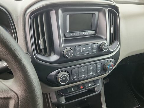 Used 2016 Chevrolet Colorado W/T RWD image 19