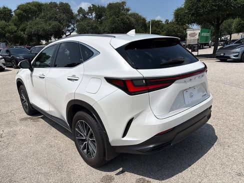 Certified 2024 Lexus NX 250 FWD w/ Towing Package (2000 Lbs) image 3