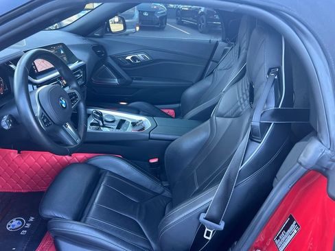 Used 2020 BMW Z4 M40i w/ Executive Package RWD image 9