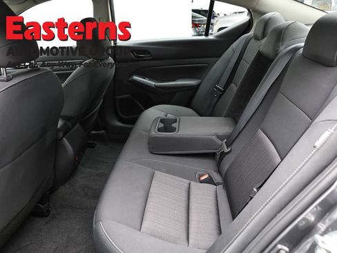 Used 2025 Nissan Altima 2.5 SV image 21