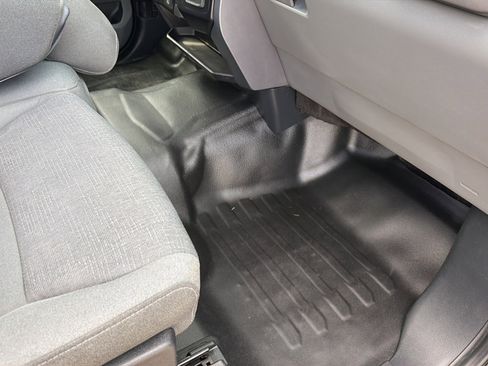 Used 2024 Ford F150 XLT w/ Tow/Haul Package image 12