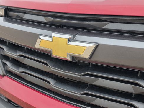 Used 2023 Chevrolet Colorado LT image 28