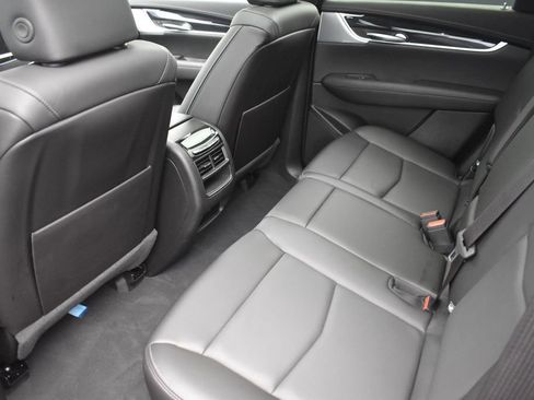 Used 2024 Cadillac XT5 Premium Luxury AWD/4WD image 24