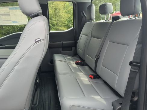 New 2026 Ford F250 XL w/ XL Chrome Package image 12