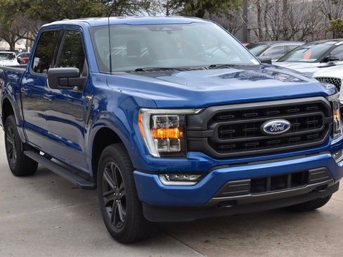 Certified 2022 Ford F150 XLT w/ Equipment Group 302A High image 4