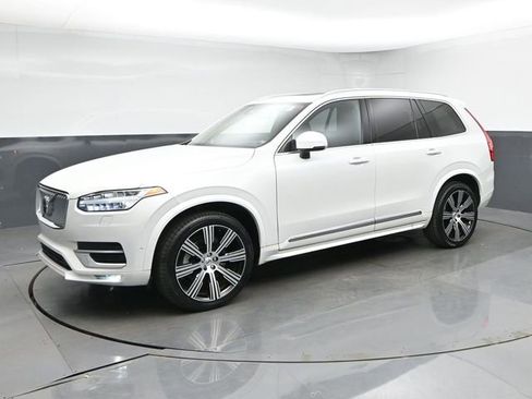 Used 2023 Volvo XC90 B6 Ultimate w/ Protection Package Premier AWD/4WD image 4