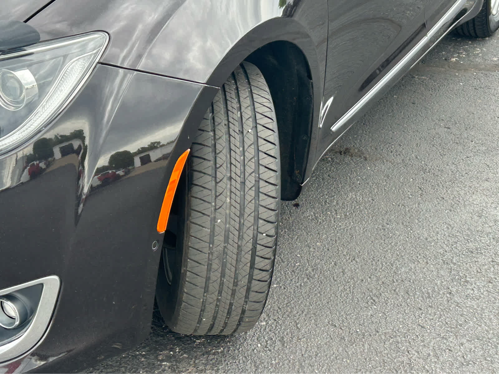 Used 2018 Chrysler Pacifica Touring-L w/ Advanced Safetytec Group FWD image 59
