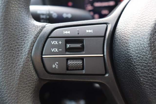 Used 2025 Honda Accord SE image 17