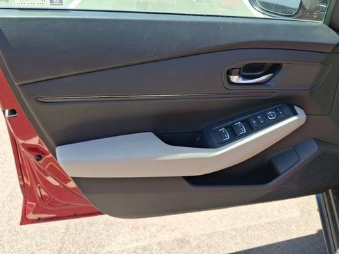 Used 2025 Honda Accord SE image 9