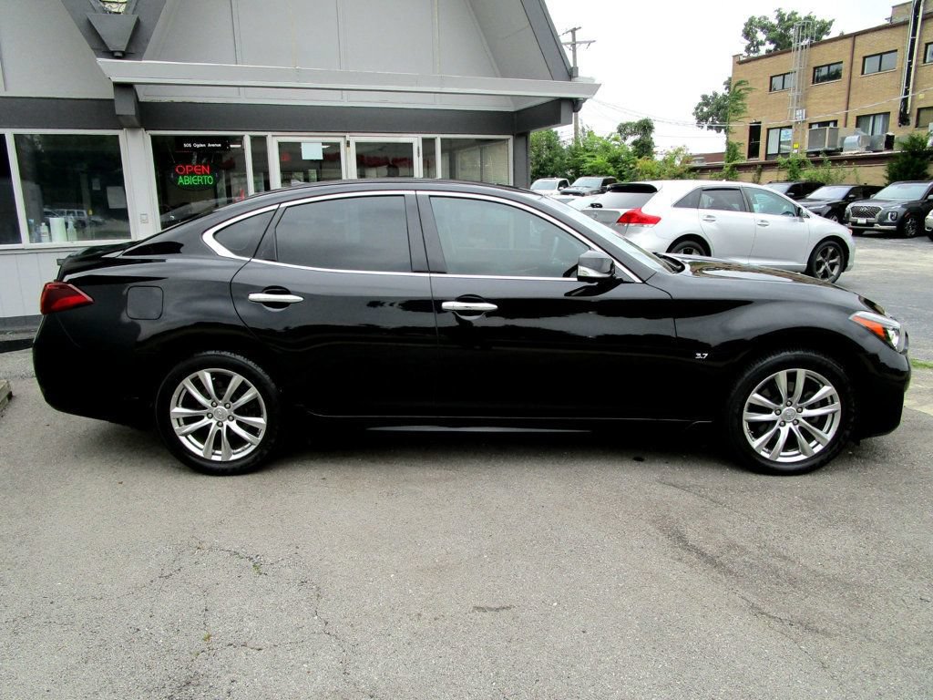 Used 2015 INFINITI Q70 3.7 AWD/4WD image 11