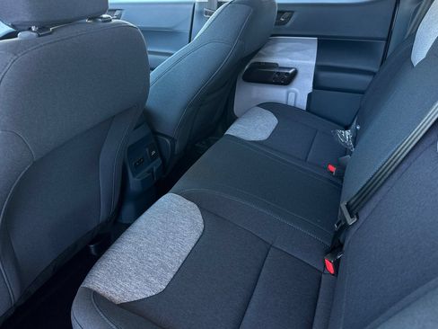 New 2026 Ford Maverick XLT w/ XLT Luxury Package FWD image 11