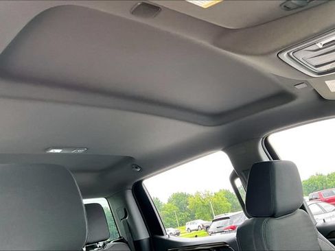 Used 2024 Chevrolet Silverado 1500 LT AWD/4WD image 28