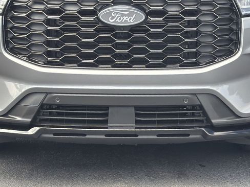 Used 2025 Ford Explorer ST-Line RWD image 18