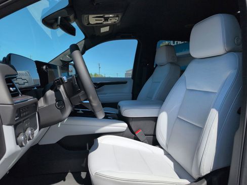 New 2026 Chevrolet Tahoe Premier image 13