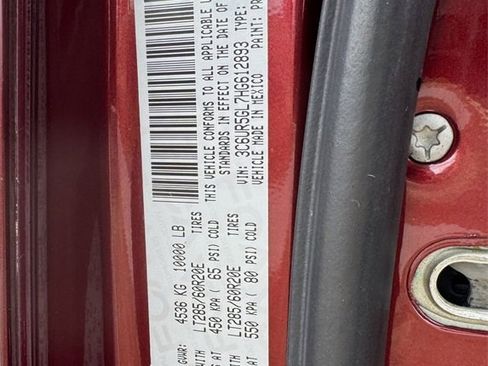 Used 2017 RAM 2500 Limited image 31