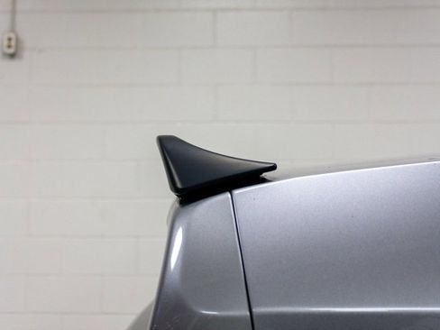 Used 2017 Dodge Challenger SXT w/ Driver Convenience Group image 6