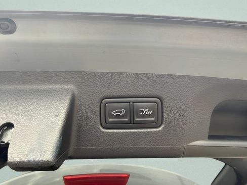 Used 2025 Kia Telluride S AWD/4WD image 14