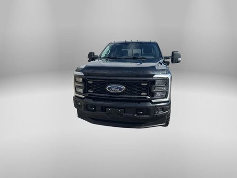 Used 2024 Ford F250 Lariat w/ Lariat Ultimate Package AWD/4WD image 2
