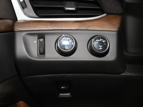 Used 2019 Cadillac Escalade ESV Premium Luxury image 29