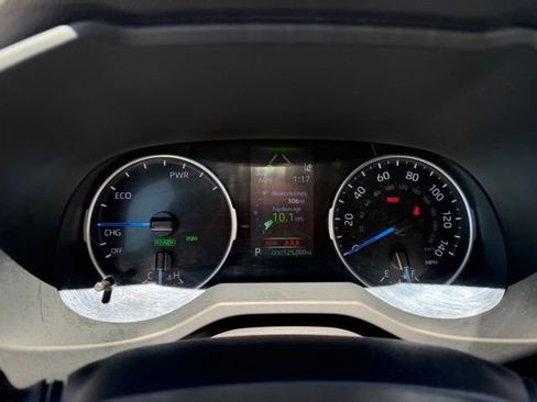 Used 2020 Toyota RAV4 XLE w/ Convenience Package AWD/4WD image 25