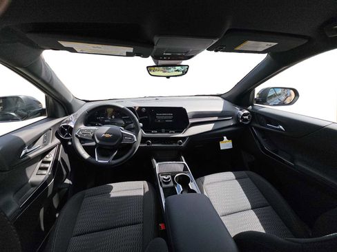 New 2026 Chevrolet Equinox LT image 14