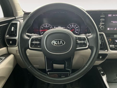 Used 2021 Kia Sorento S image 20