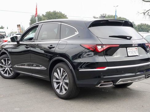 Certified 2025 Acura MDX w/ Technology Package image 8