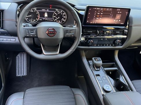 New 2026 Nissan Pathfinder Rock Creek AWD/4WD image 31