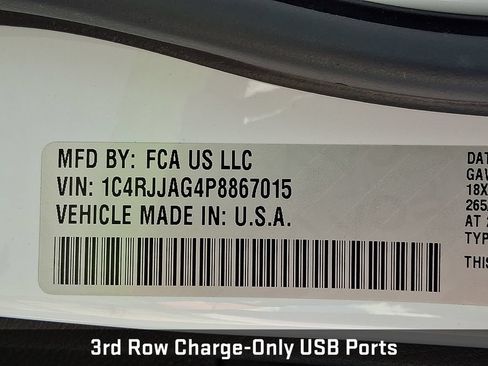 Used 2023 Jeep Grand Cherokee L Laredo w/ Luxury Tech Group I RWD image 21