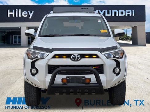 Used 2016 Toyota 4Runner SR5 AWD/4WD image 7