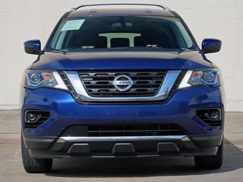 Used 2020 Nissan Pathfinder S FWD image 7