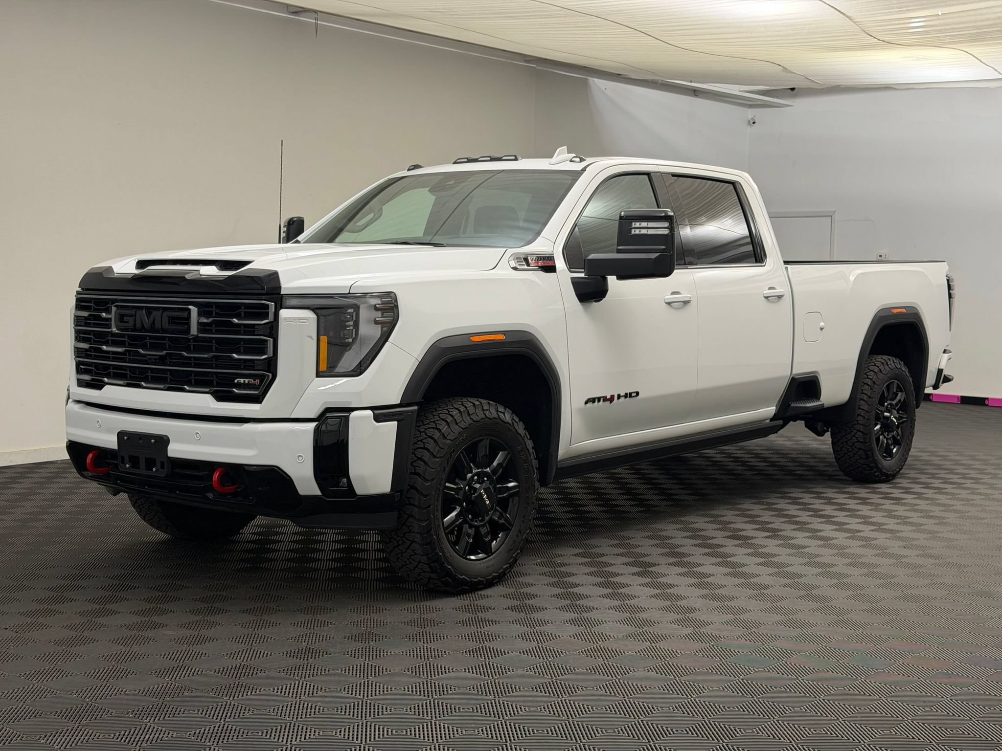 Used 2025 GMC Sierra 3500 AT4 w/ AT4 Premium Plus Package AWD/4WD image 1