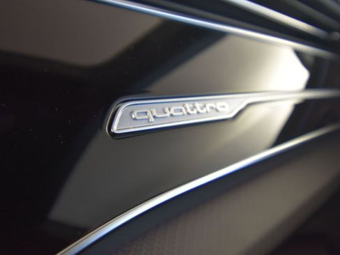 New 2025 Audi RS Q8 performance image 32