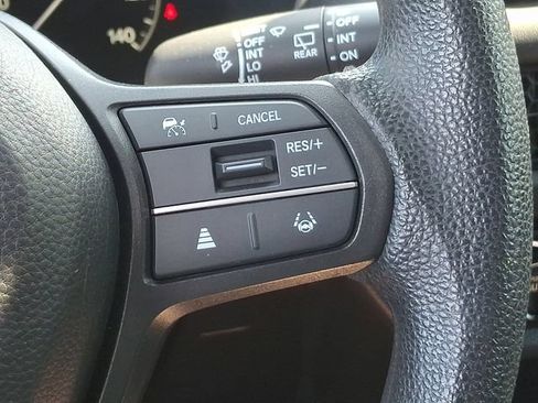 Used 2023 Honda HR-V LX image 24