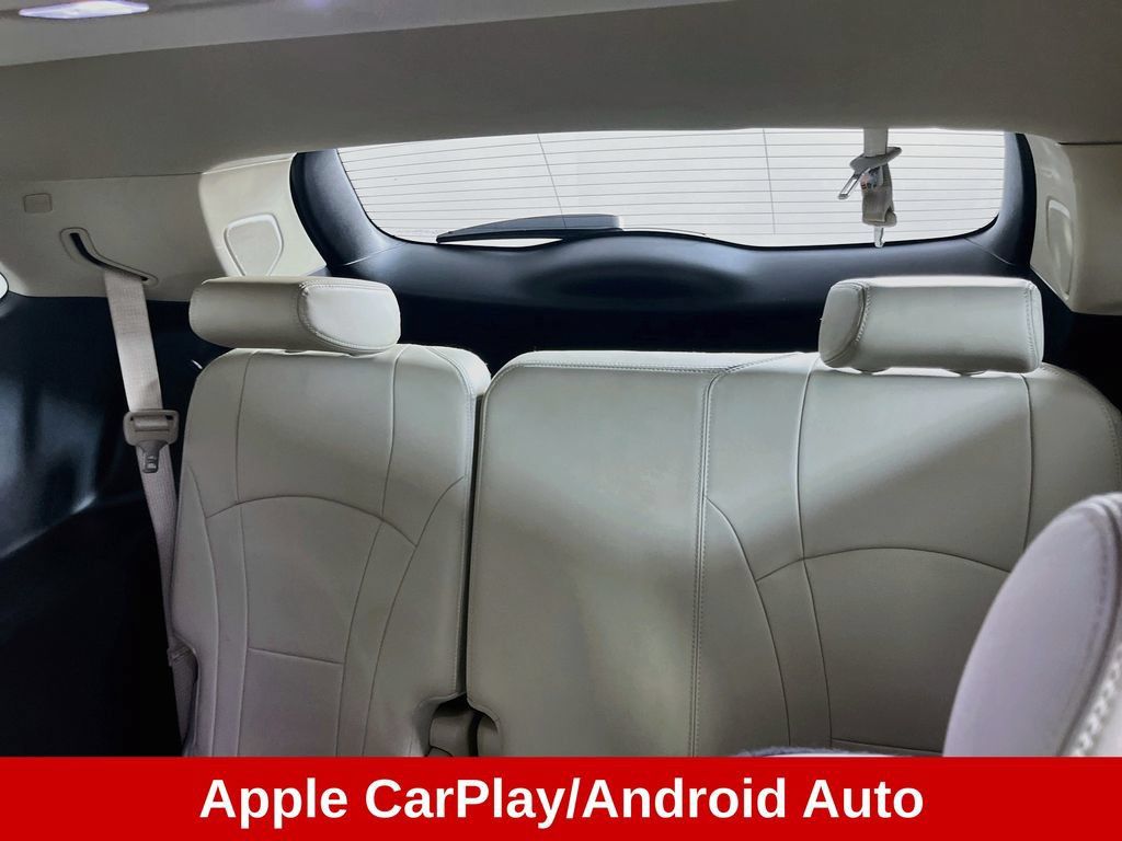 Used 2020 Buick Enclave Premium w/ Sun and Sites Package FWD image 37