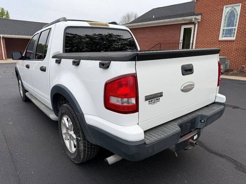 Used 2007 Ford Explorer Sport Trac XLT RWD image 5
