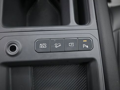 Used 2024 Kia EV9 Light Long Range image 18