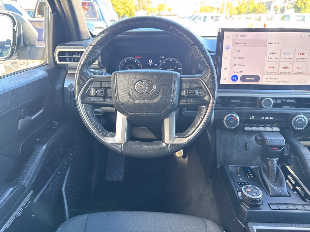 Certified 2025 Toyota Tacoma TRD Off-Road AWD/4WD image 13